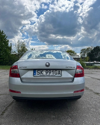 Skoda Octavia cena 40000 przebieg: 247000, rok produkcji 2015 z Katowice małe 154